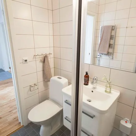Rent this 3 bed apartment on Filarevägen in Östermalmsvägen, 612 40 Finspång