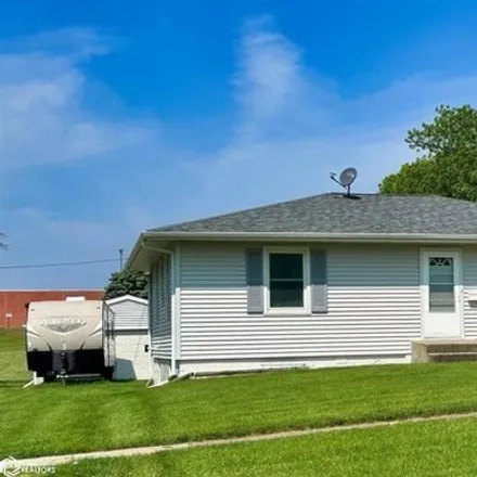 Buy this 3 bed house on 1063 Prairie Street in Grinnell, IA 50112