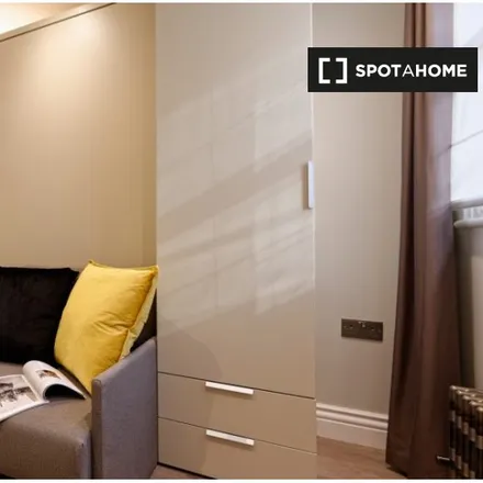 Rent this studio apartment on Nottingham Place Hotel in 37 Nottingham Place, London