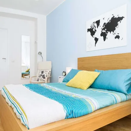 Rent this 12 bed room on Via Larga in 26, 20122 Milan MI