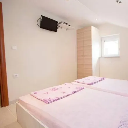 Rent this 1 bed apartment on 51264 Jadranovo