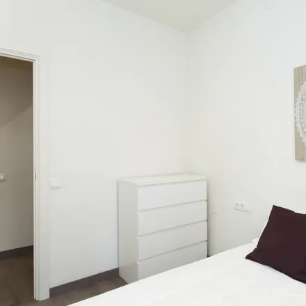 Rent this 2 bed apartment on Carrer de Marià Cubí in 173, 08001 Barcelona