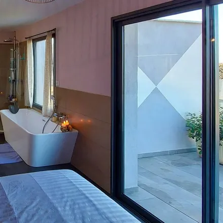 Rent this 3 bed house on 20230 Taglio-Isolaccio