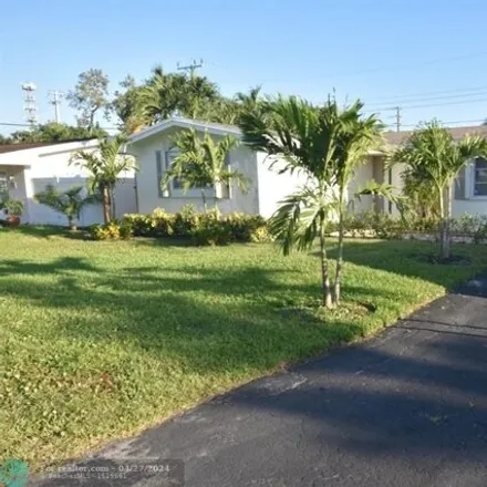 Image 2 - 8132 Northwest 10th Street, Pembroke Pines, FL 33024, USA - House for sale