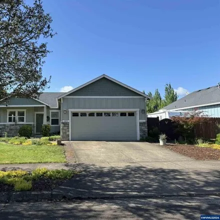Buy this 3 bed house on 3928 Bentley Drive Northeast in Albany, OR 97322