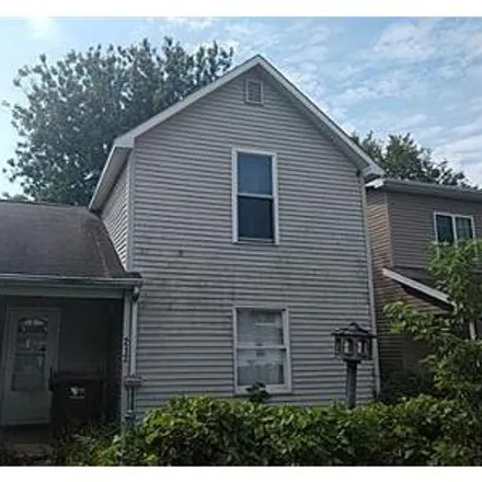 Buy this studio house on 248 East South G Street in Gas City, IN 46933