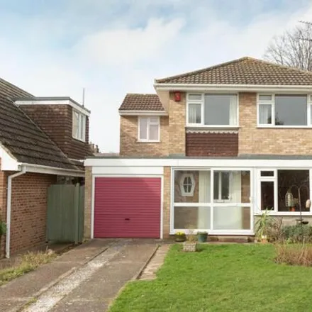 Buy this 4 bed house on Douglas Close in Broadstairs, CT10 2XG