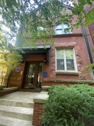 Rent this 1 bed house on 623 West Arlington Place in Chicago, IL 60614