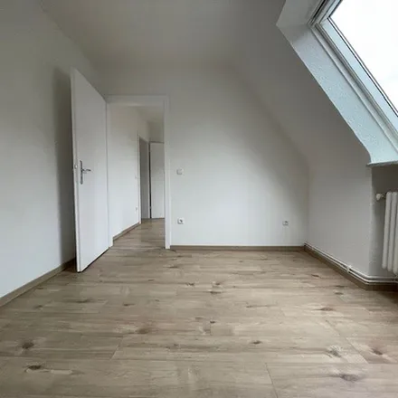 Rent this 3 bed apartment on Graudenzer Straße in 26388 Wilhelmshaven, Germany