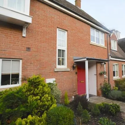Buy this 2 bed townhouse on Wolston Court in Dunchurch, CV22 7SQ