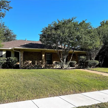 Rent this 3 bed house on 3110 Luallen Drive in Carrollton, TX 75007