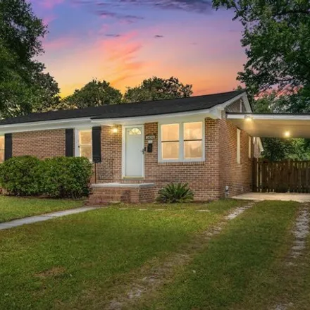 Buy this 3 bed house on 1404 Iroquois Street in North Charleston, SC 29405