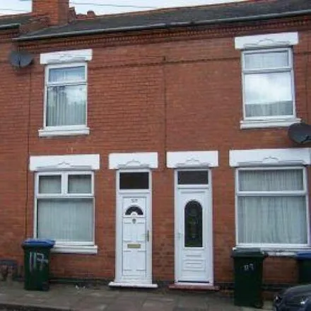 Rent this 2 bed townhouse on Ball Hill District Centre in 197 Walsgrave Road, Coventry
