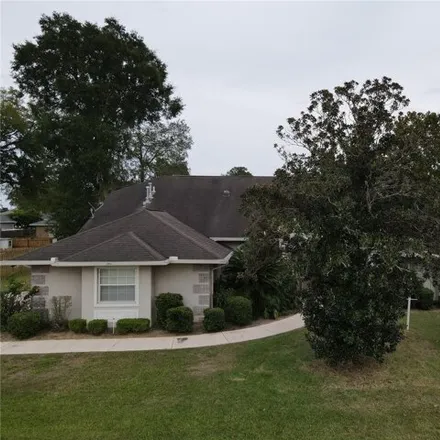 Buy this 4 bed house on 3263 Southeast 23rd Avenue in Ocala, FL 34471