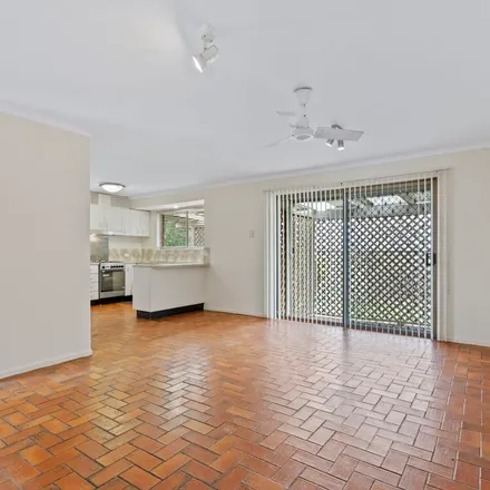 Image 1 - 10 Bates Drive, Birkdale QLD 4159, Australia - Apartment for rent