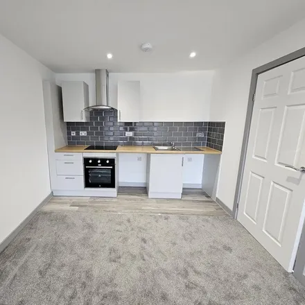 Image 1 - Consort House, Waterdale, City Centre, Doncaster, DN1 3HR, United Kingdom - Apartment for rent