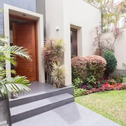 Rent this 4 bed house on Calle Segundo Minchan Infantes 165 in Miraflores, Lima Metropolitan Area 15048