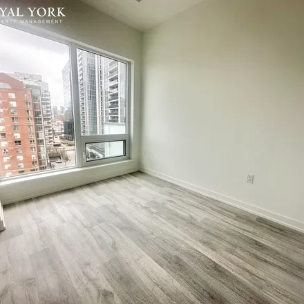 Image 2 - Luxe, 5793 Yonge Street, Toronto, ON M2M 4H9, Canada - Apartment for rent