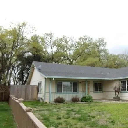 Buy this 3 bed house on 3289 Lyndsey Lane in Anderson, CA 96007