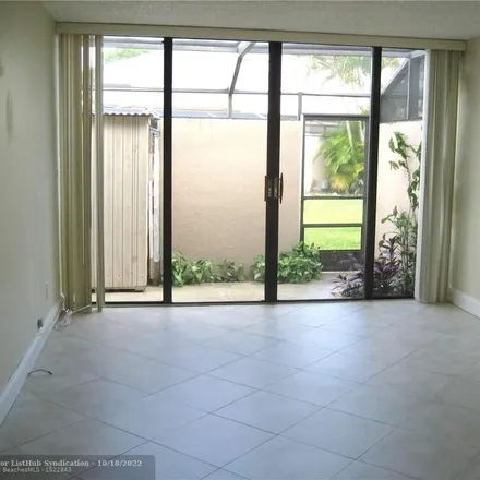 Image 9 - 1410 Fairway Road, Pembroke Pines, FL 33026, USA - Townhouse for rent
