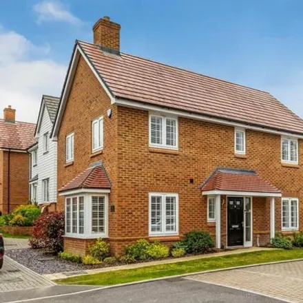 Buy this 4 bed house on Goodwood Road in Edenbridge, TN8 6DY