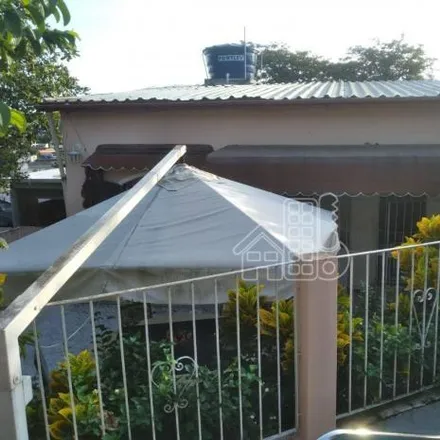 Buy this 3 bed house on Rua Dona Teresinha in Jacutinga, Região Geográfica Intermediária do Rio de Janeiro - RJ