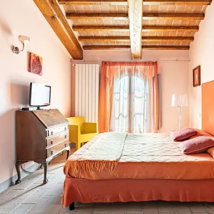 Rent this 1 bed apartment on 55041 Camaiore LU