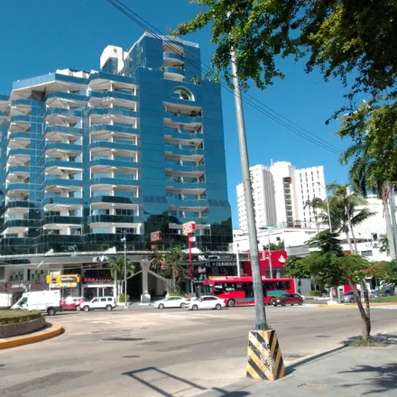 Image 4 - Calle Almendro, Fraccionamiento Deportivo, 39300 Acapulco, GRO, Mexico - Apartment for rent
