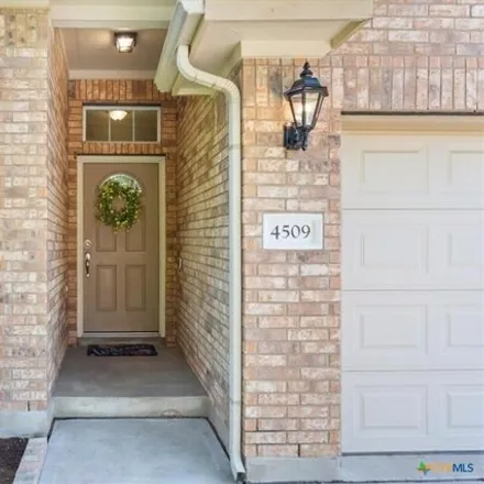 Image 4 - 4509 Western Lake Dr, Round Rock, Texas, 78665 - House for sale