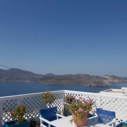 Rent this 4 bed apartment on unnamed road in Plakes, Greece