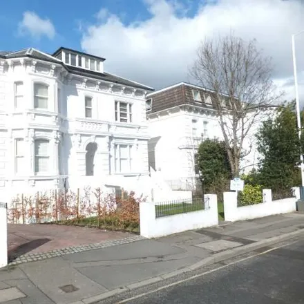 Rent this studio apartment on Mai Nails in 6 Upper Grosvenor Road, Royal Tunbridge Wells