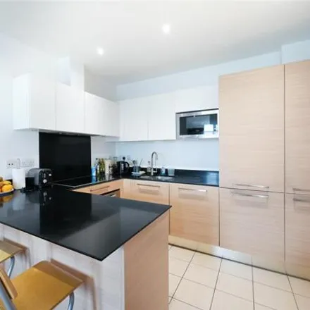 Image 3 - Ensign House, Juniper Drive, London, SW18 1TX, United Kingdom - Apartment for rent