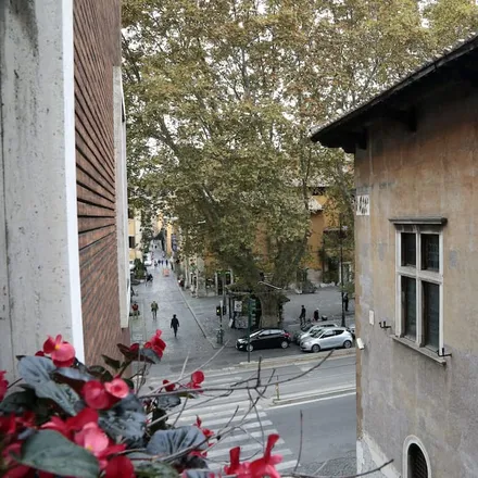 Rent this studio townhouse on Piazza Sidney Sonnino 13Trastevere