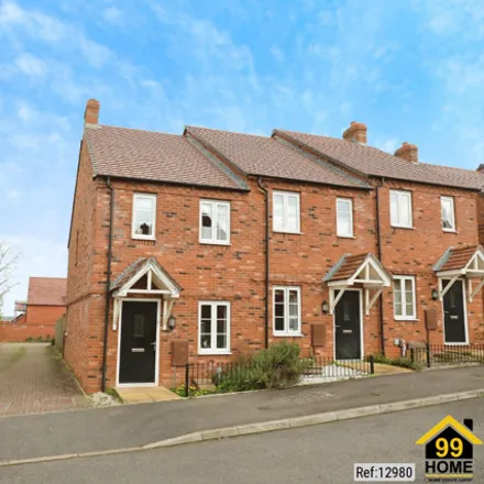 Buy this 2 bed house on Saturn Way in Stratford-upon-Avon, CV37 7NE