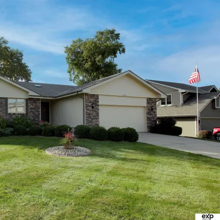 Buy this 3 bed house on 4312 South 153rd Street in Omaha, NE 68137
