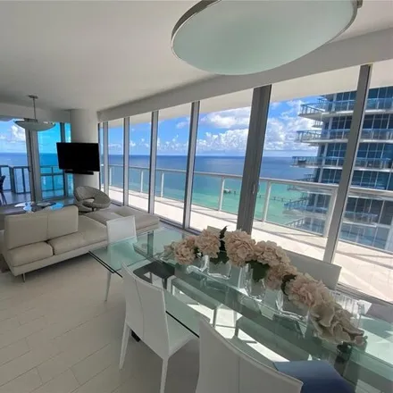 Image 5 - 17121 Collins Ave Apt 2701, Florida, 33160 - Condo for rent