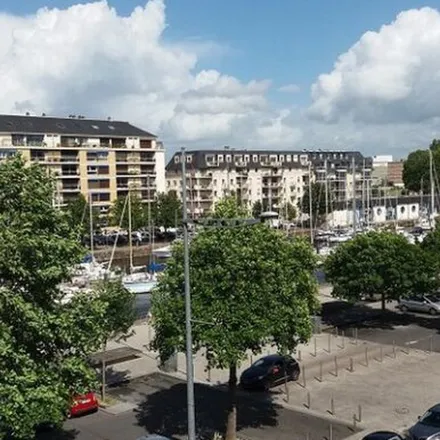 Image 2 - Indigo, Place de la République, 14000 Caen, France - Apartment for rent