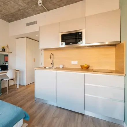 Rent this studio room on Carrer de Pallars in 451, 08001 Barcelona