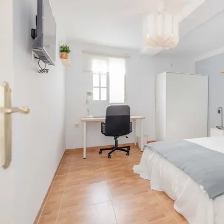 Rent this 4 bed room on Calle Hermano Tomás Bengoa in 3, 11401 Jerez