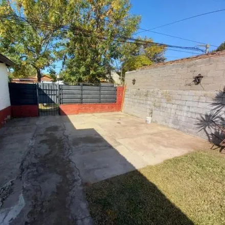 Buy this 2 bed house on Esteban Echeverria 687 in Departamento Rosario, Granadero Baigorria