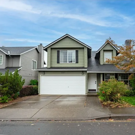 Buy this 3 bed house on 13146 Southwest Yarrow Way in Tigard, OR 97223