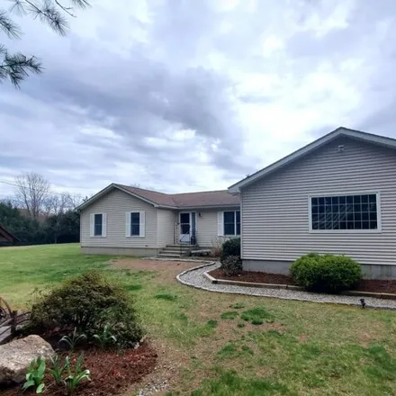 Buy this 4 bed house on 167 Hurlbut Road in Tolland, CT 06084