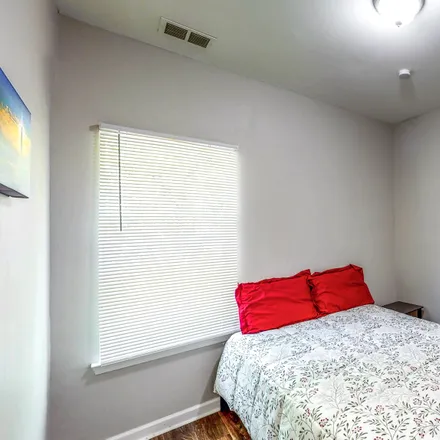 Rent this 1 bed room on Atlanta in Carey Park, US