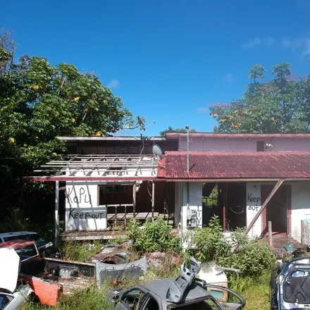 Buy this studio house on Coconut Drive in Ainaloa CDP, HI