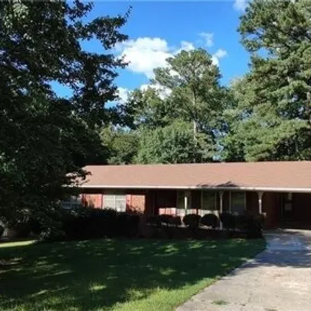 Rent this 3 bed house on 4527 South Roberts Drive in Sugar Hill, GA 30518