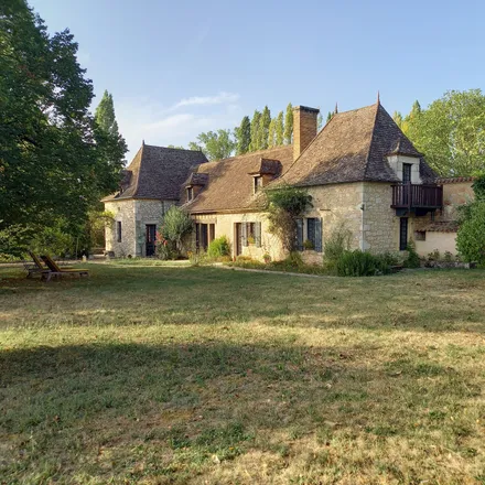 Buy this 5 bed house on 14 Avenue du Maréchal Leclerc in 63110 Beaumont, France