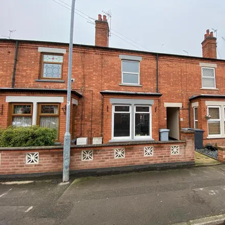 Rent this 3 bed townhouse on Newton Street in Newark on Trent, NG24 1SX