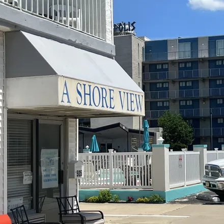 Buy this 1 bed condo on Harbor Light Family Resort in Ocean Avenue, North Wildwood