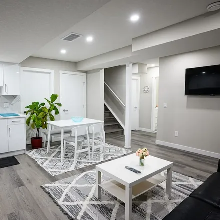 Rent this 2 bed house on Calgary in AB T3R 0G3, Canada