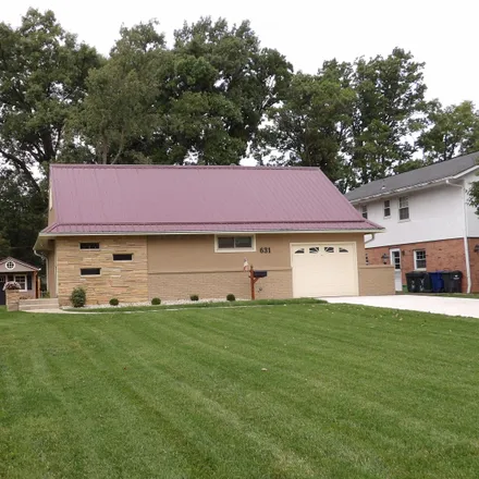 Image 3 - 631 Bernhard Road, Whitehall, OH 43213, USA - House for sale